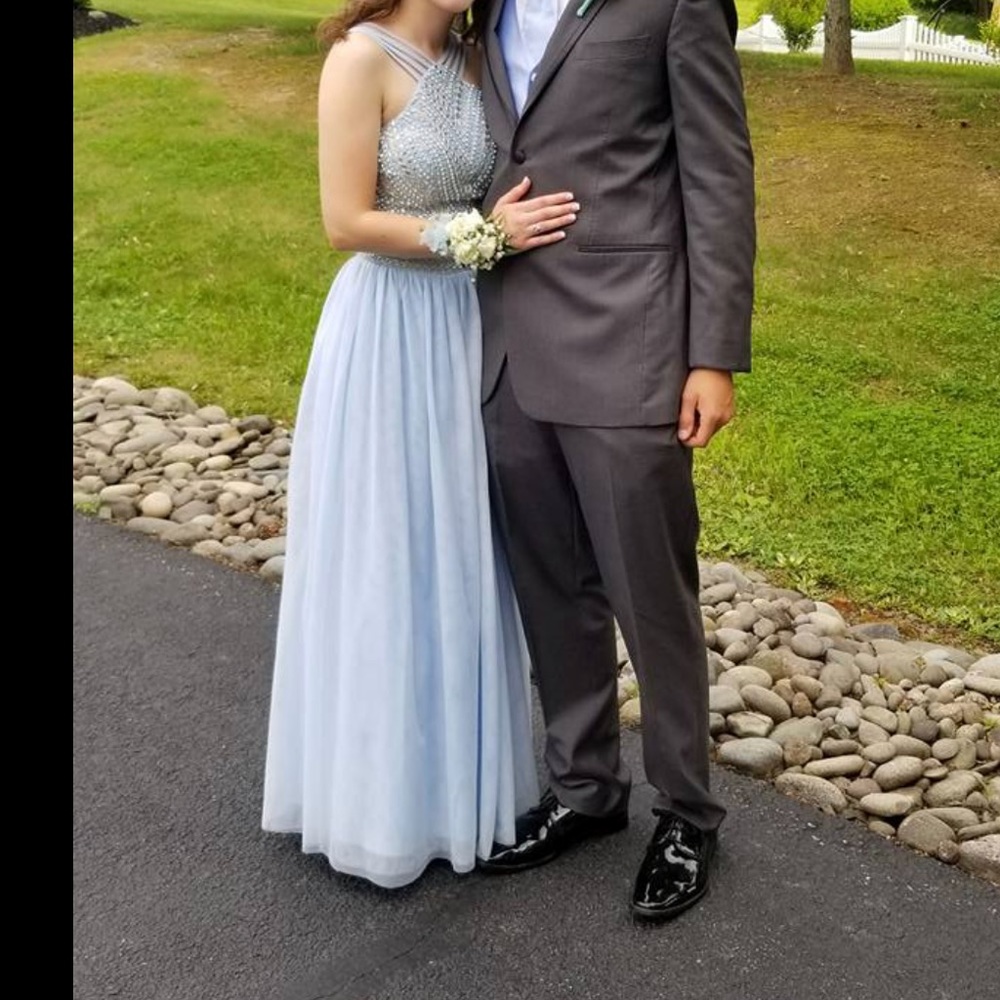 SAY YES TO THE PROM DRESS!!